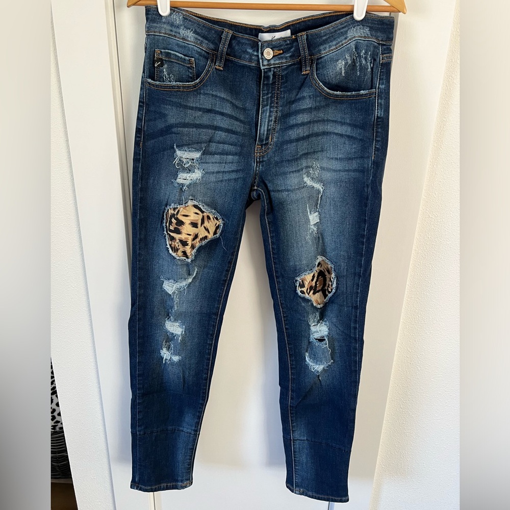 Kancan Leopard Patch Distressed Jeans - size 13